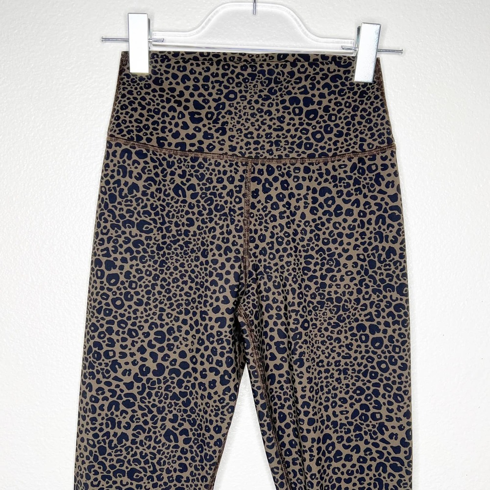 ALO Yoga Leopard Print Leggings - Brown and Black - Picture 4 of 12